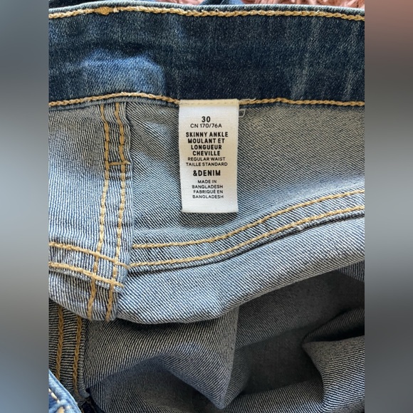 H&M straight leg jeans 👖 - Picture 5 of 5